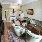 Apartmán Apartamienty V Samom Tsientrie Odiessy! Oděsa