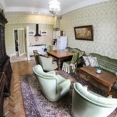 Апартаменти Apartamienty V Samom Tsientrie Odiessy! Одеса