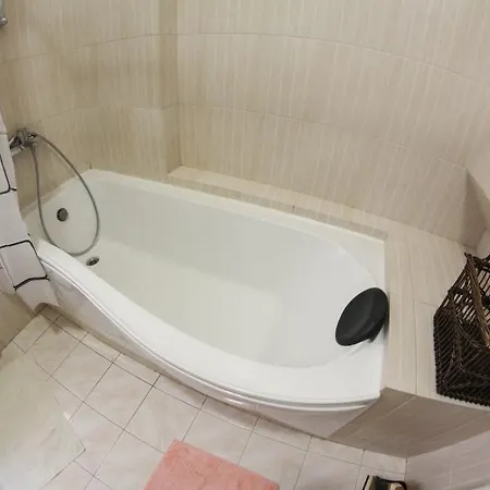 Apartamienty V Samom Tsientrie Odiessy! *